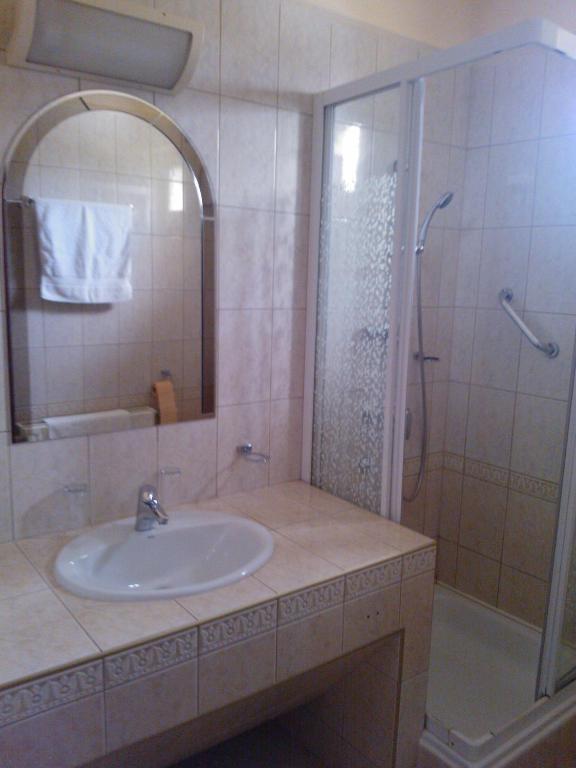 Hotel Kolibri Miskolc Room photo