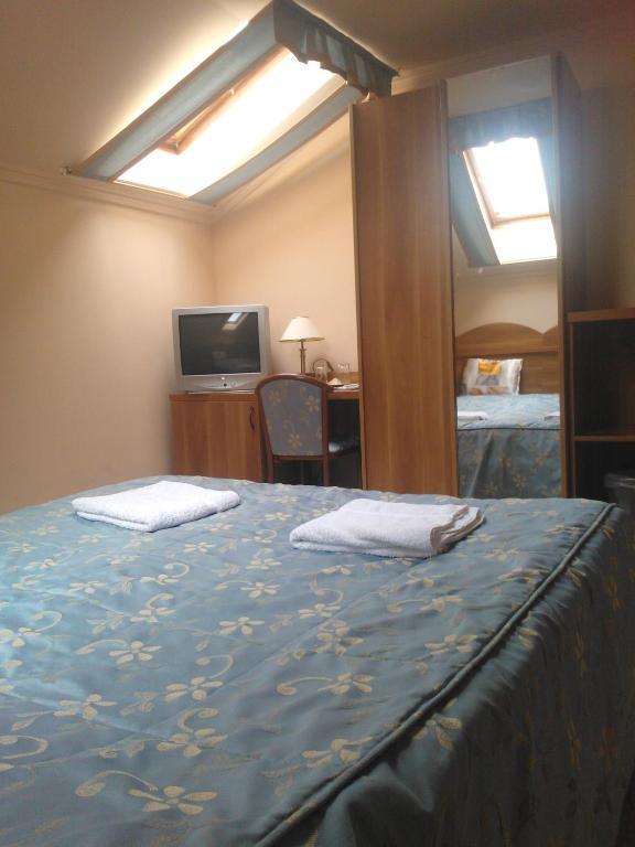 Hotel Kolibri Miskolc Room photo