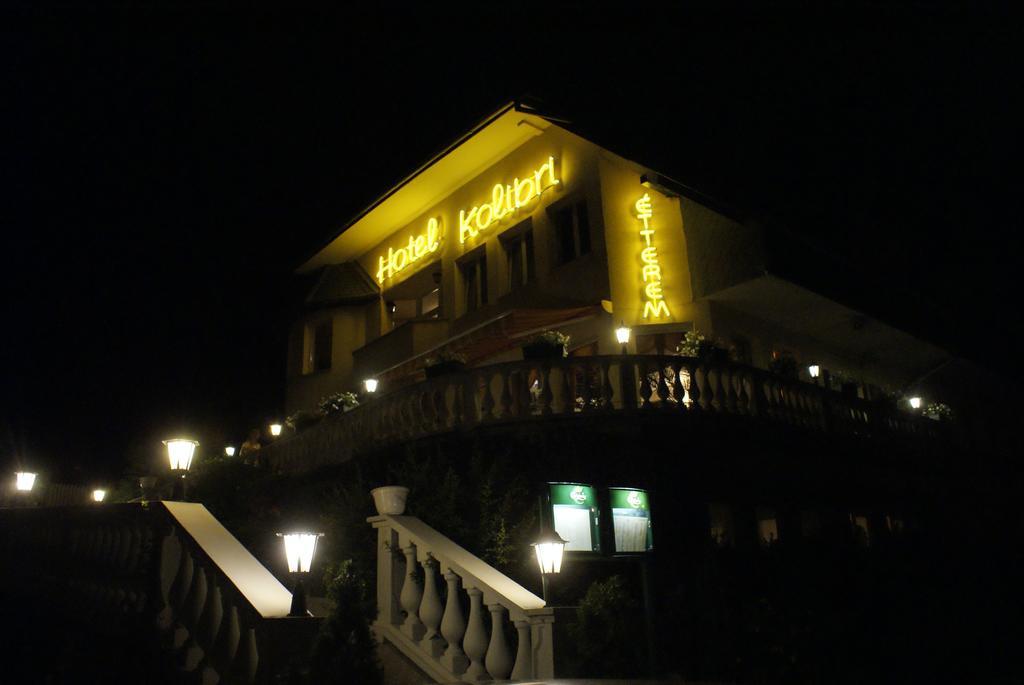 Hotel Kolibri Miskolc Exterior photo